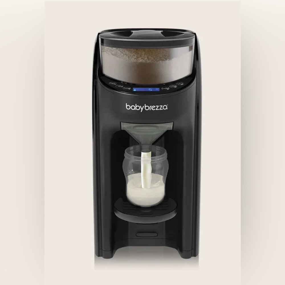Baby Brezza advanced pro Formula Dispenser
